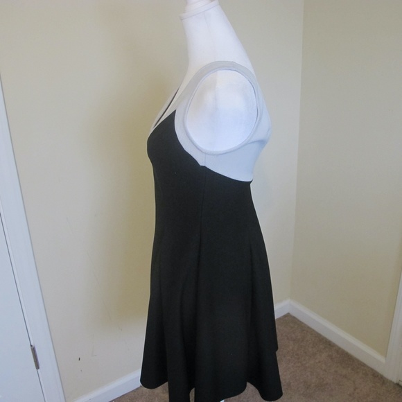Willie Jay's Women's Dress White Black Size Medium GUC - Picture 3 of 5